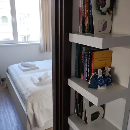 Happy & Free Breakfast - Mladost Apartment Sofia